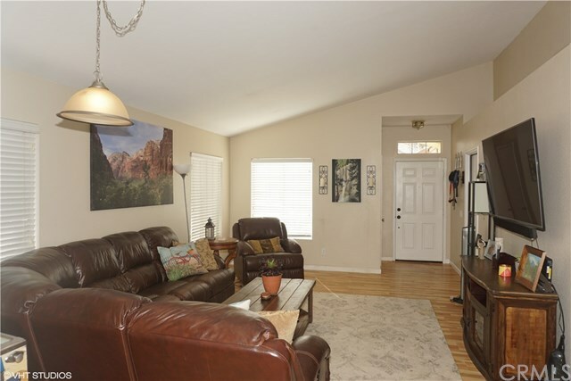 Property Photo:  43126 Camino Casillas  CA 92592 