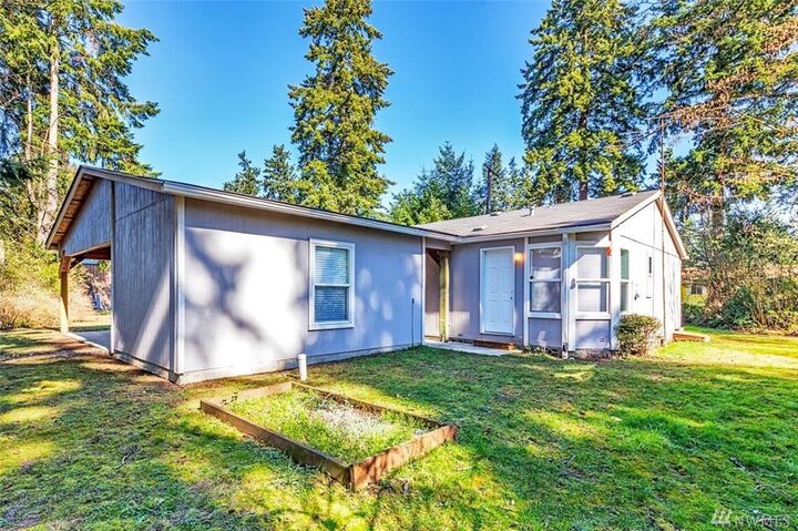 Property Photo:  150 Cedar Ave  WA 98339 