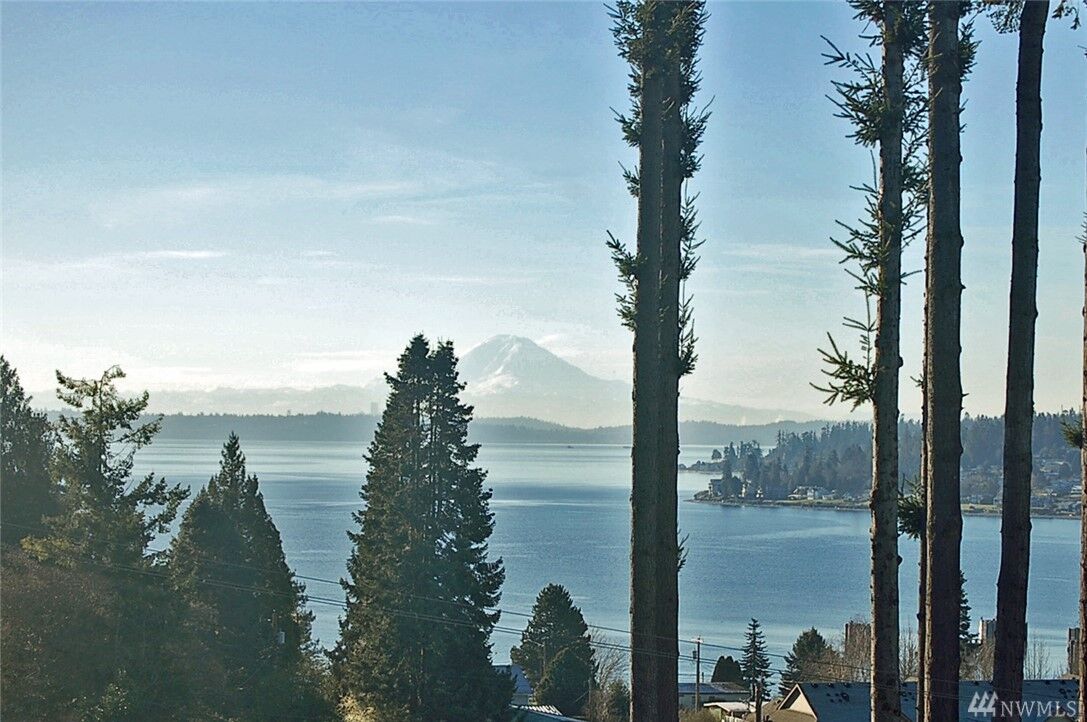 Property Photo:  26291 Pennsylvania Ave NE 204  WA 98346 