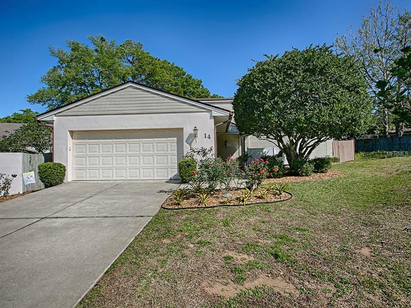 Property Photo:  14 Hibiscus Ct  FL 32726 