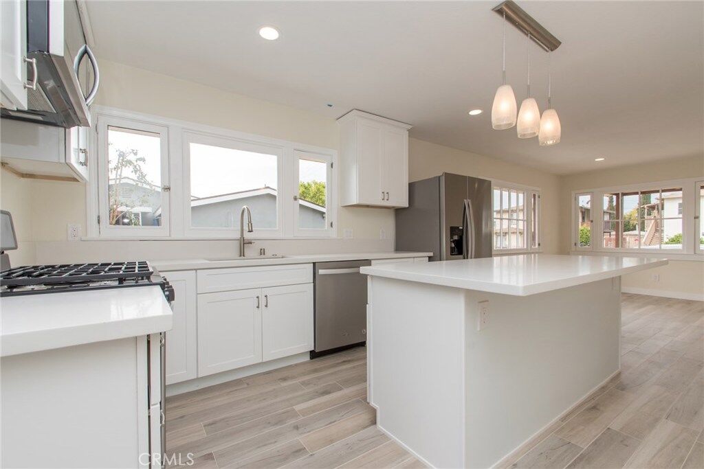 Property Photo:  447 S Shaffer Street  CA 92866 