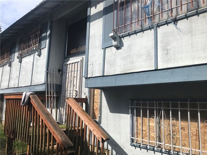 Property Photo: 10118 Renton Ave S WA 98178