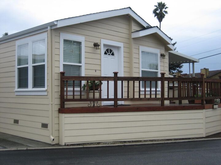 1555 Merrill Street 111B  Santa Cruz CA 95062 photo