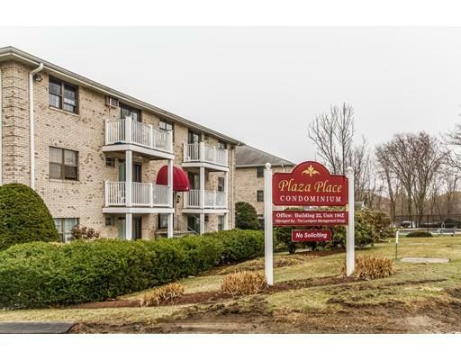 Property Photo: 10 Kenmar Dr 28 MA 01821