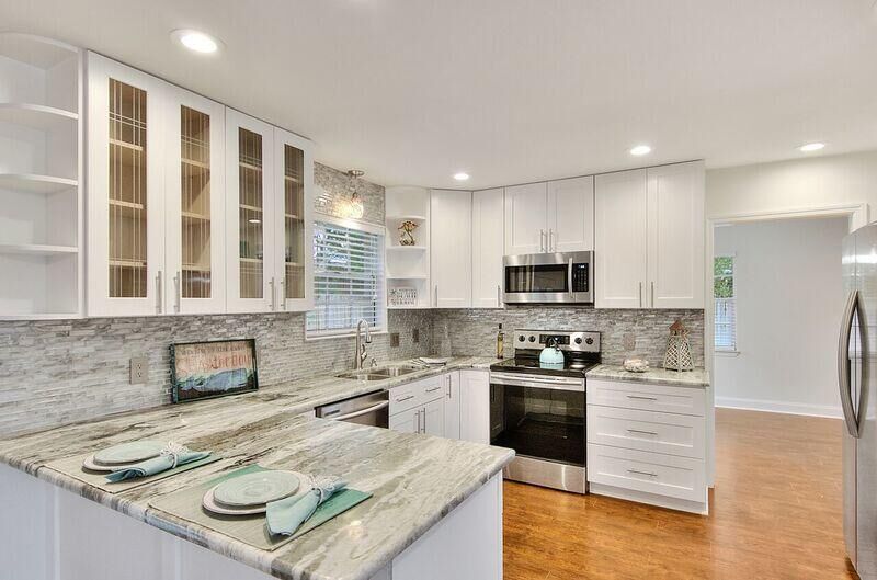 Property Photo:  611 Mountain Drive  FL 32541