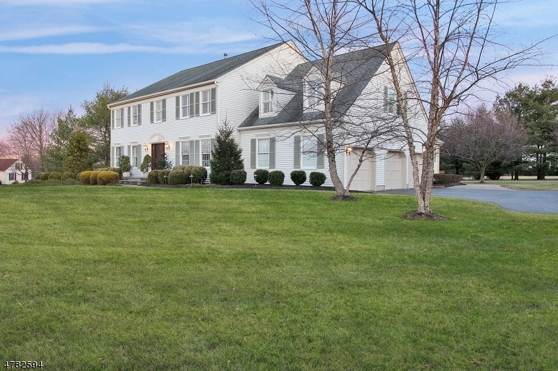 Property Photo: 25 Ridgeview NJ 08502