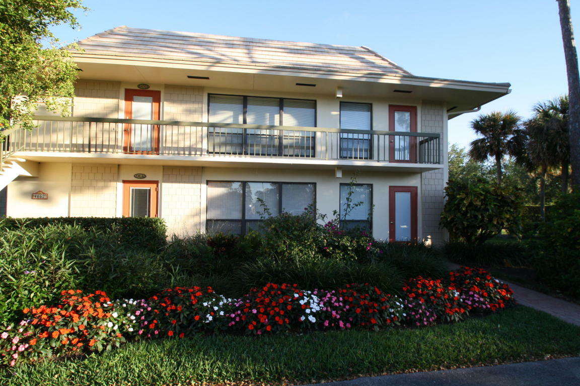 Property Photo: 4662 Kittiwake Court Kingfisher FL 33436