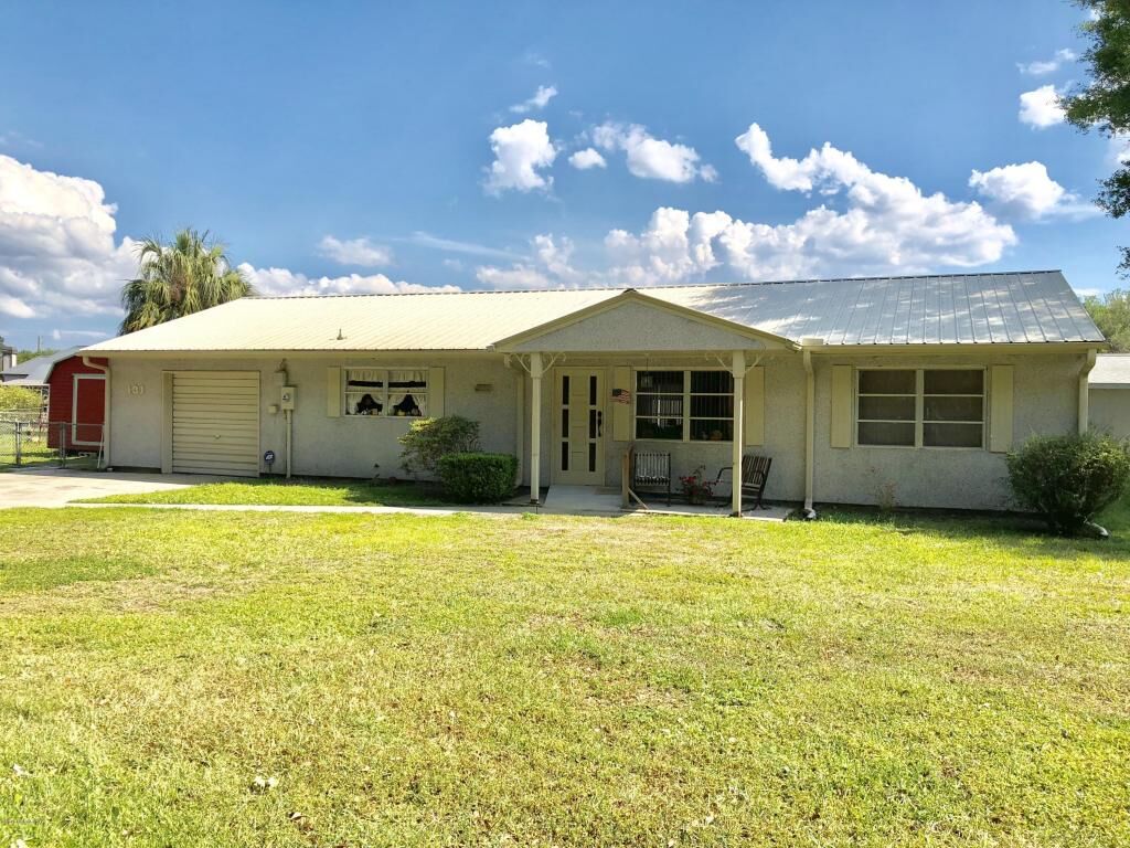 Property Photo: 131 Cypress Drive FL 32131