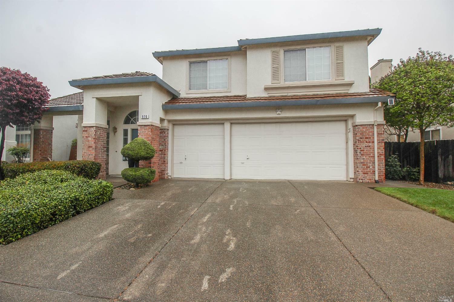 Property Photo: 976 Ruby Drive CA 95687