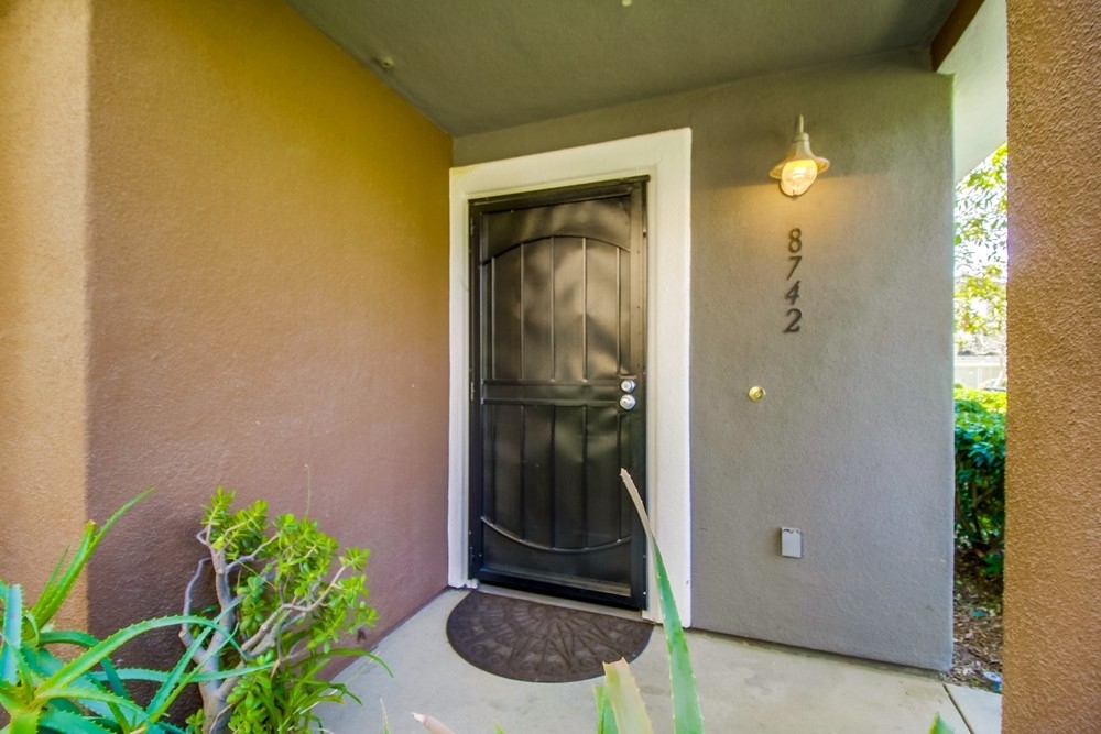 Property Photo:  8742 Esplanade Park Ln  CA 92123 