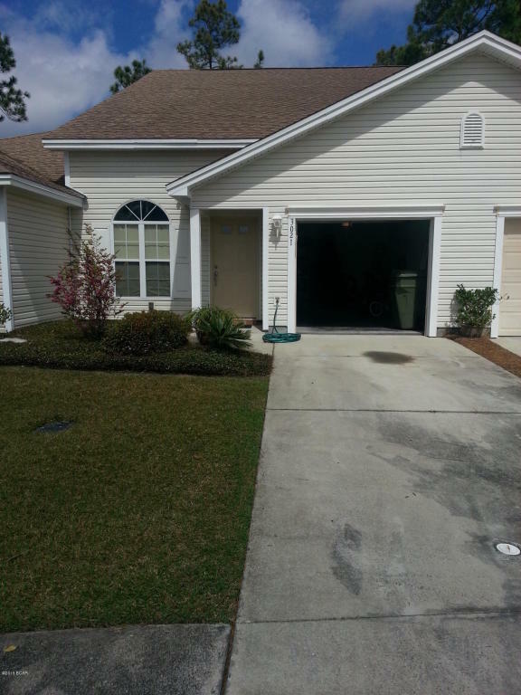 Property Photo: 3021 Hawthorne Place FL 32444