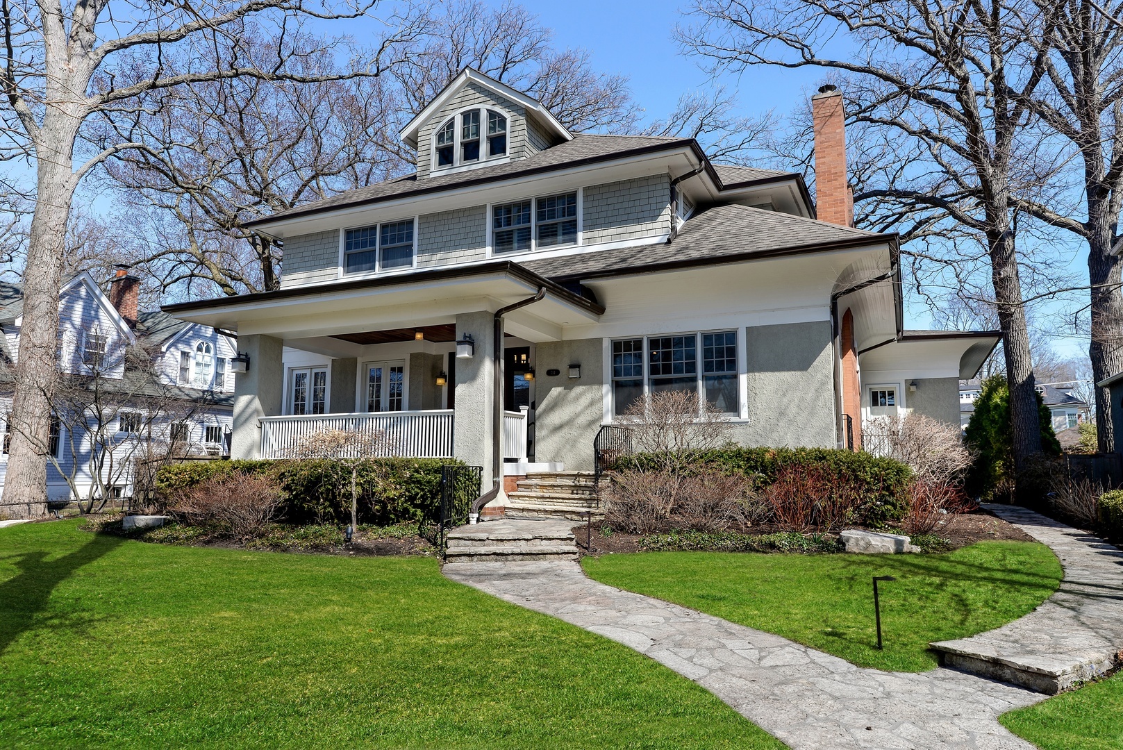 Property Photo:  714 Washington Avenue  IL 60091 