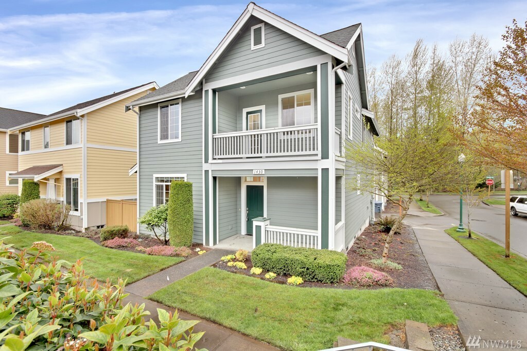 Property Photo:  1430 Cottonwood Ave  WA 98466 