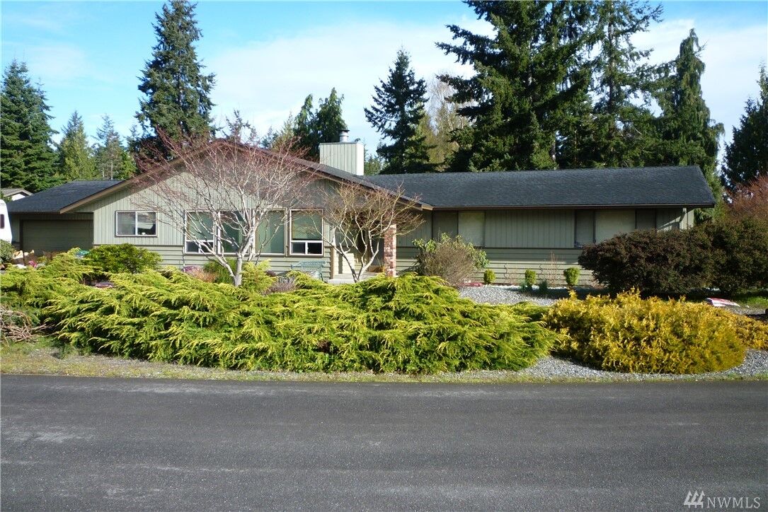 Property Photo:  195 Sunland Drive  WA 98382 