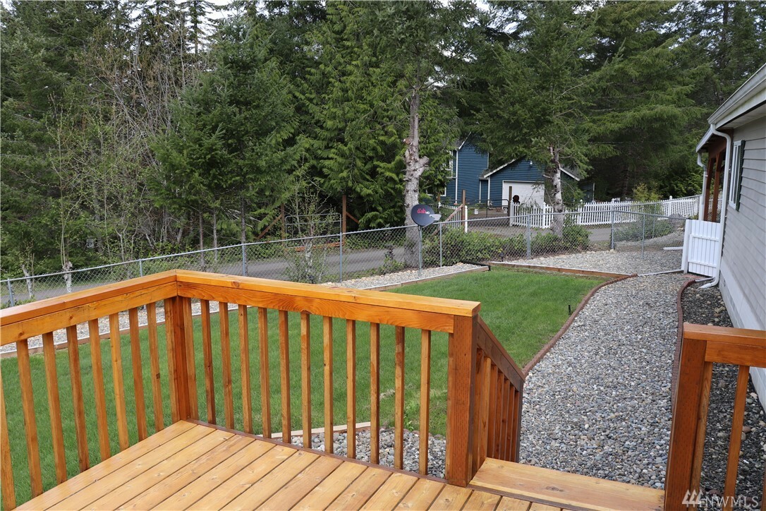 Property Photo: 111 E Glacier Crest Rd WA 98546