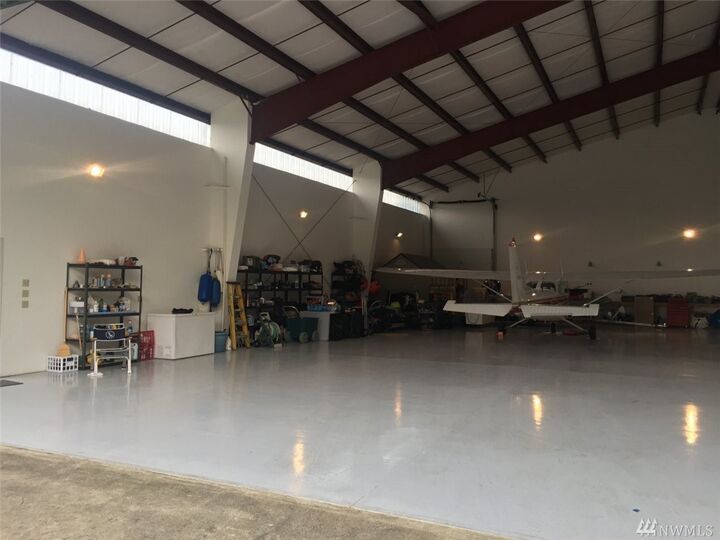 Property Photo:  501 Cessna Avenue  WA 98250 