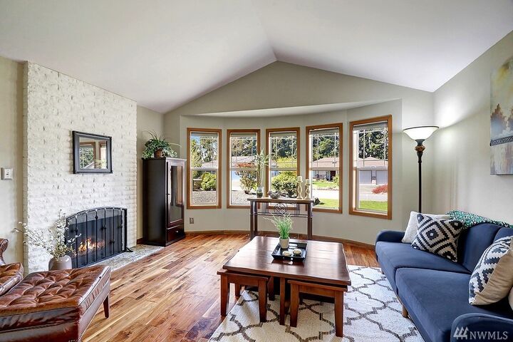 Property Photo: 12307 43rd Dr SE WA 98208