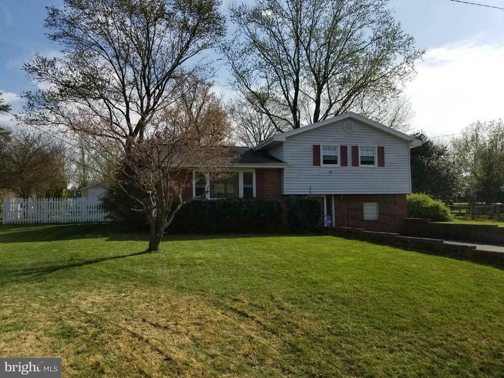 Property Photo:  203 Ridgemore Street  VA 22405 