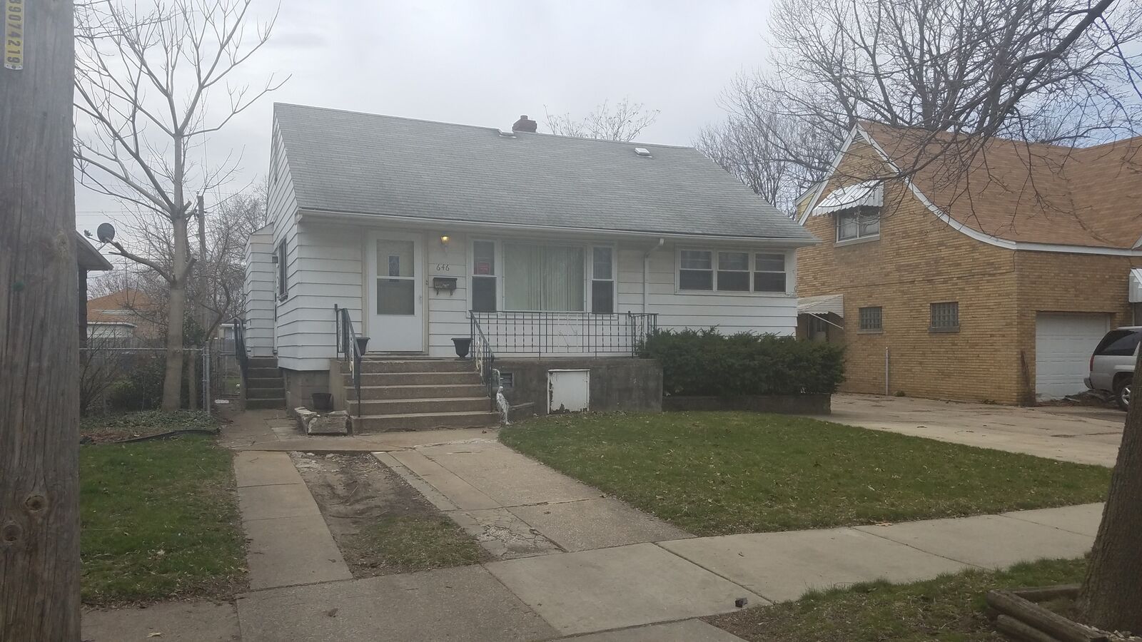 Property Photo:  646 Mackinaw Avenue  IL 60409 