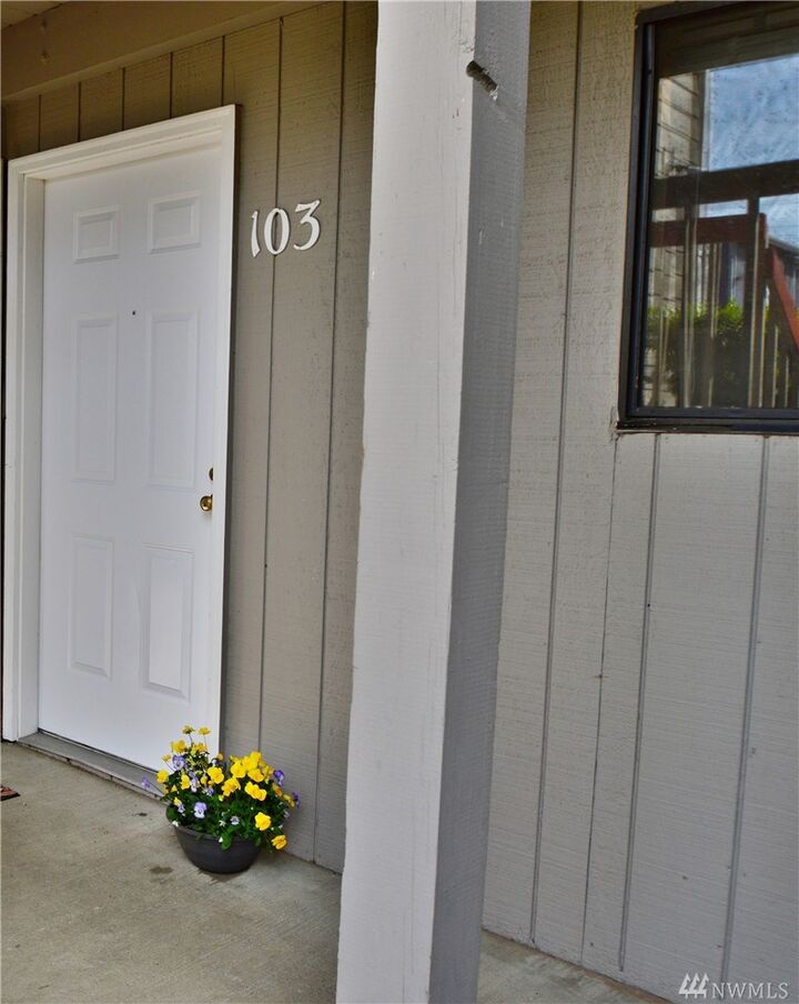 3436 I St NE O-103  Auburn WA 98002 photo