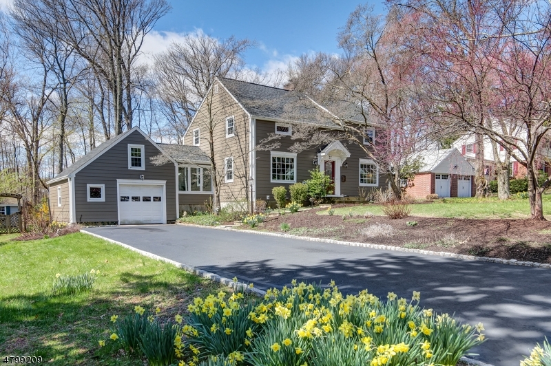 Property Photo: 37 Old Colony Rd NJ 07924
