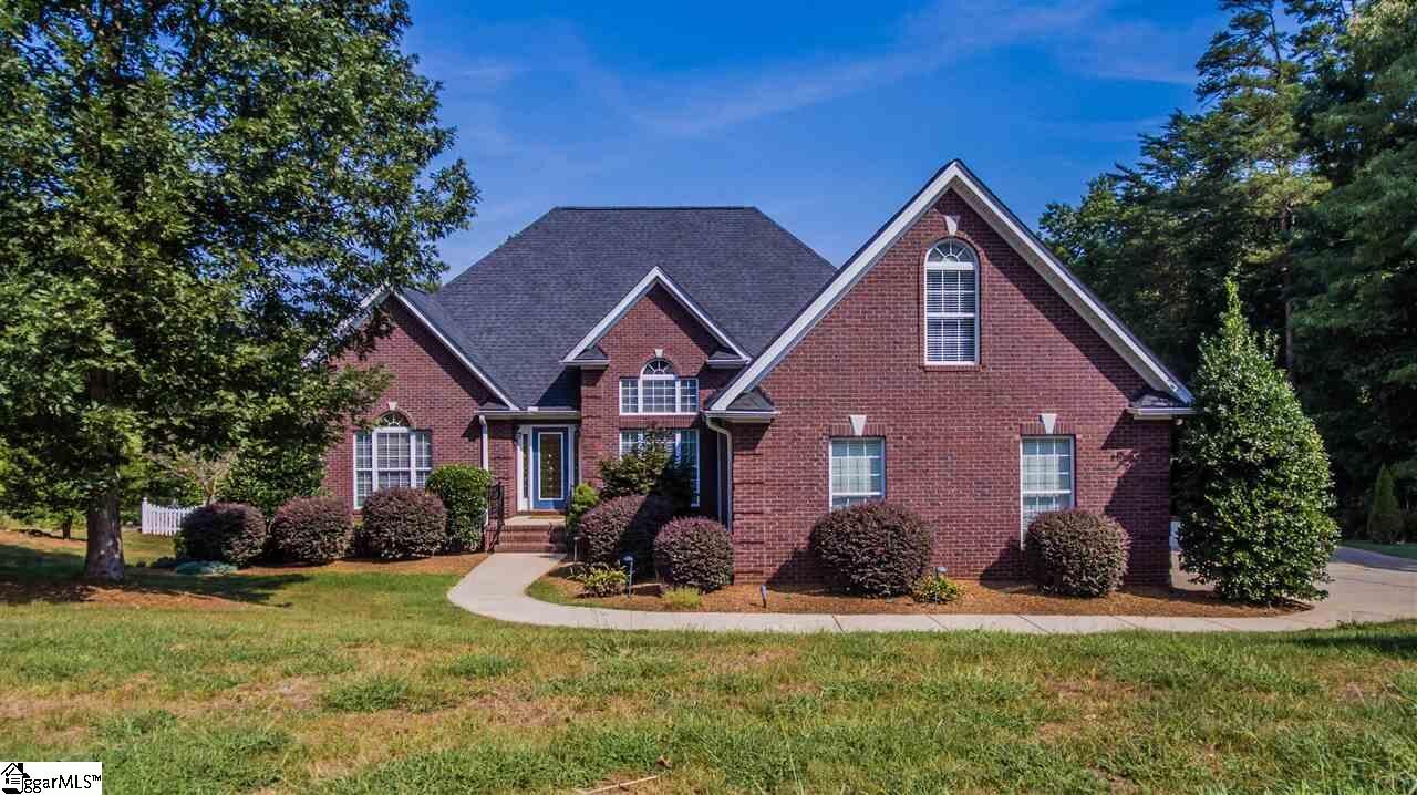 Property Photo:  125 Upper Lake Drive  SC 29640 