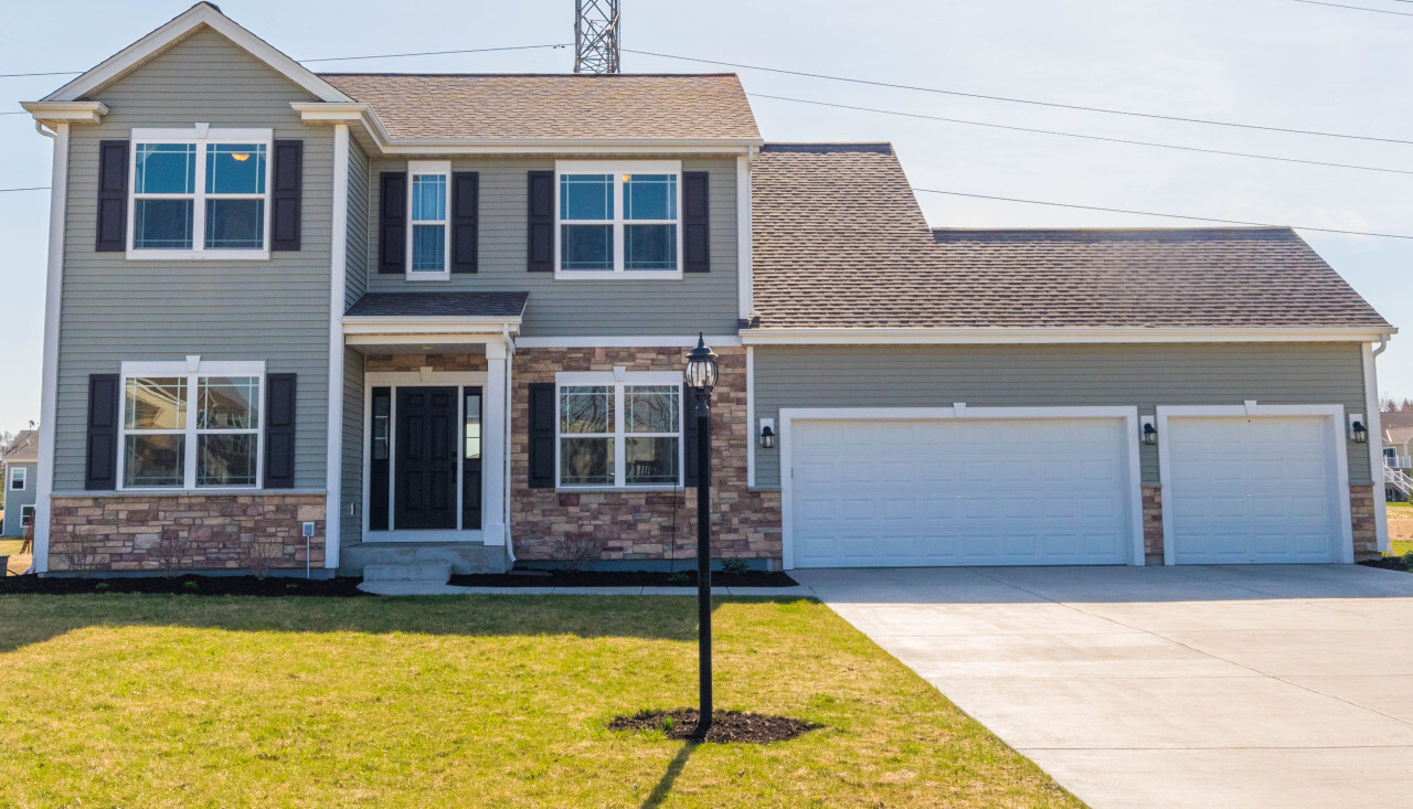 Property Photo: 2209 Sherman Parc Ct WI 53037