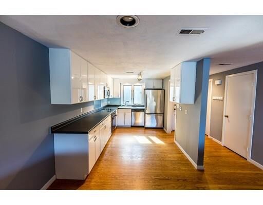 Property Photo:  88 Mill Pond 88  MA 01845 