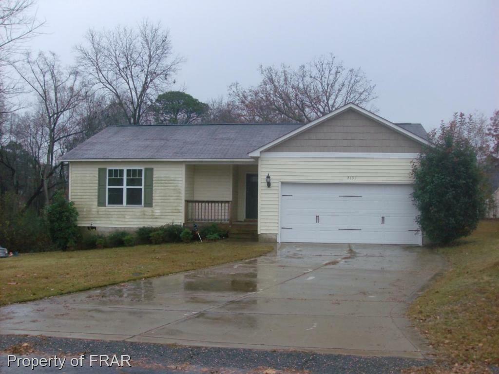 Property Photo:  2131 Coinjock Circle  NC 28304 