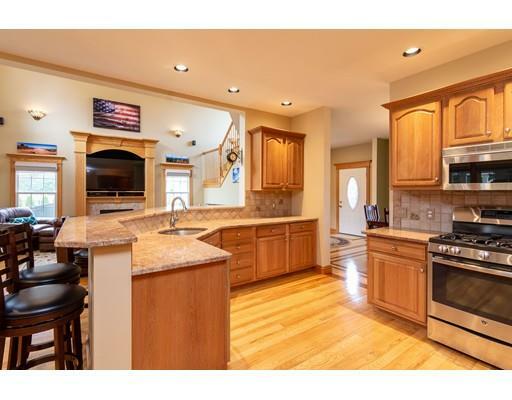 Property Photo: 44 Sabrina Brooke Ln MA 01085