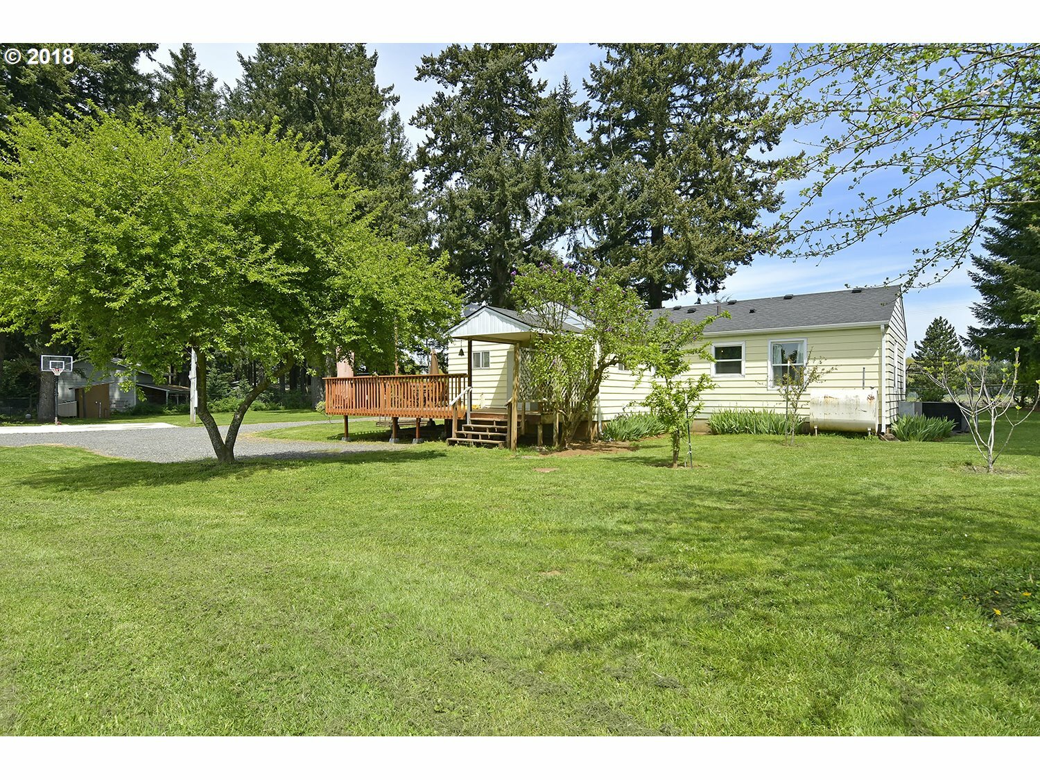 Property Photo:  21329 S Springwater Rd  OR 97023 