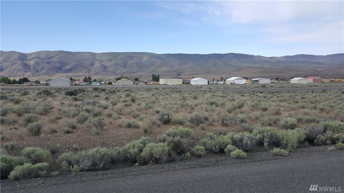 Property Photo: 428 SW Airport Wy WA 99349