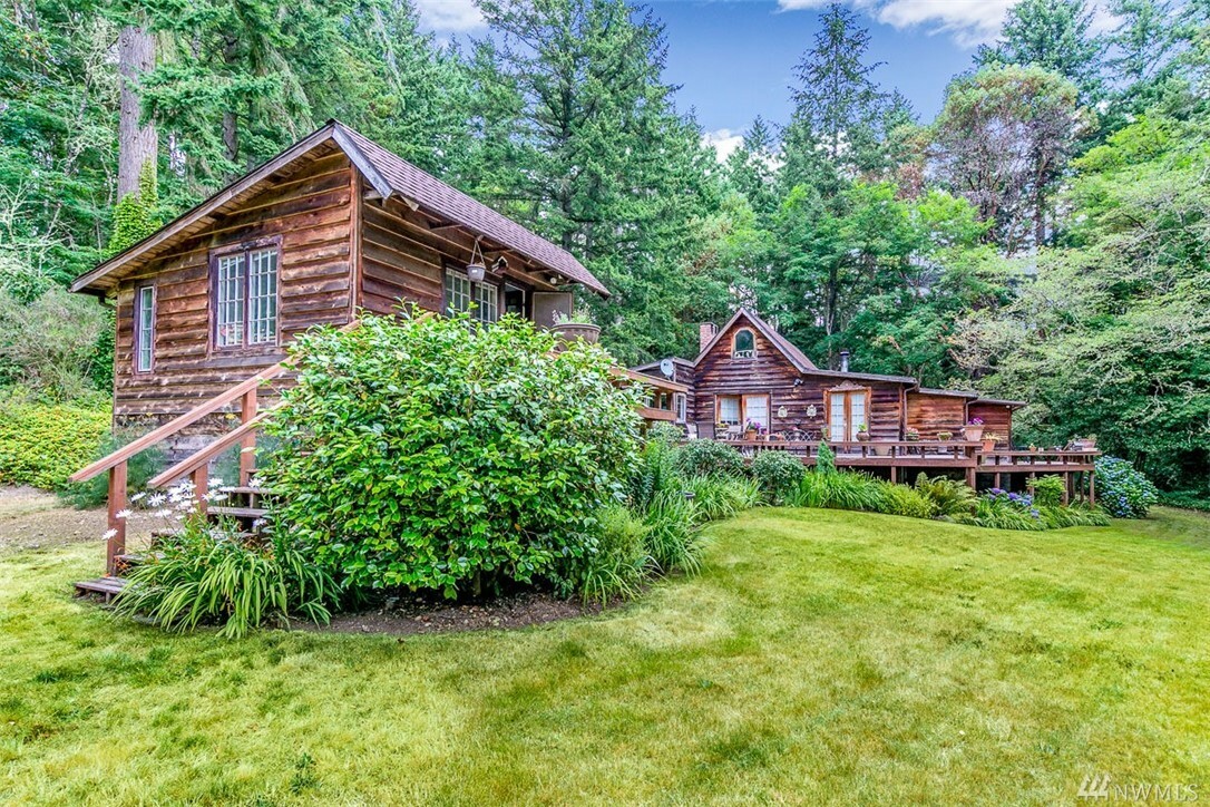 Property Photo: 10773 Hyla Ave NE WA 98110