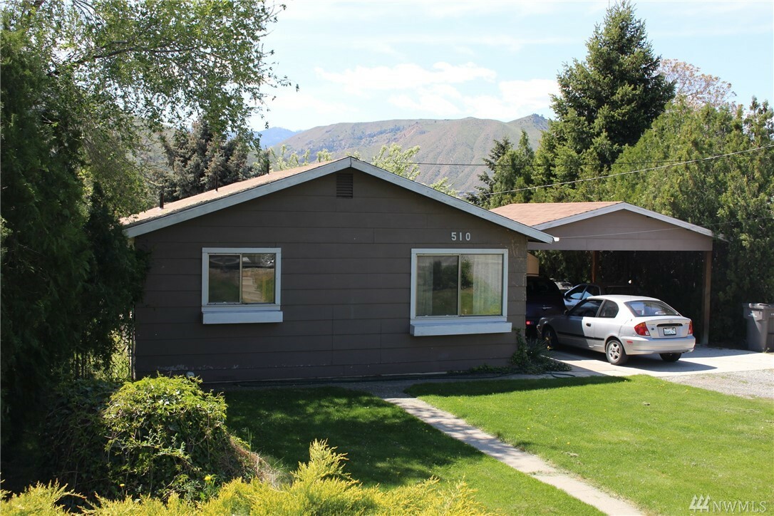Property Photo: 510 Rock Island Rd WA 98802