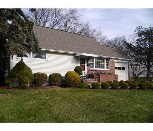 Property Photo:  29 Montview Road  NJ 08837 