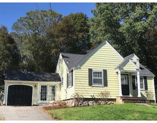 Property Photo:  4 Beech Circle  MA 01810 