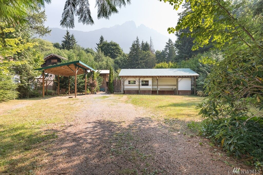 Property Photo: 18312 642nd Avenue NE WA 98224