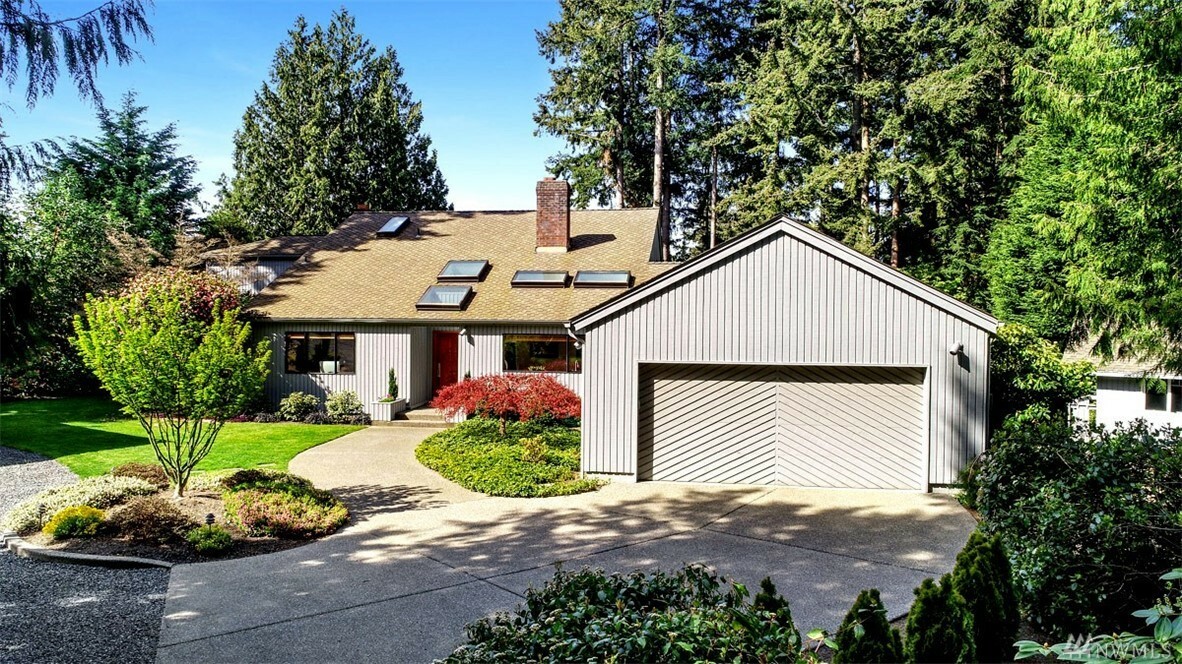 Property Photo:  15824 70th Ave W  WA 98026 