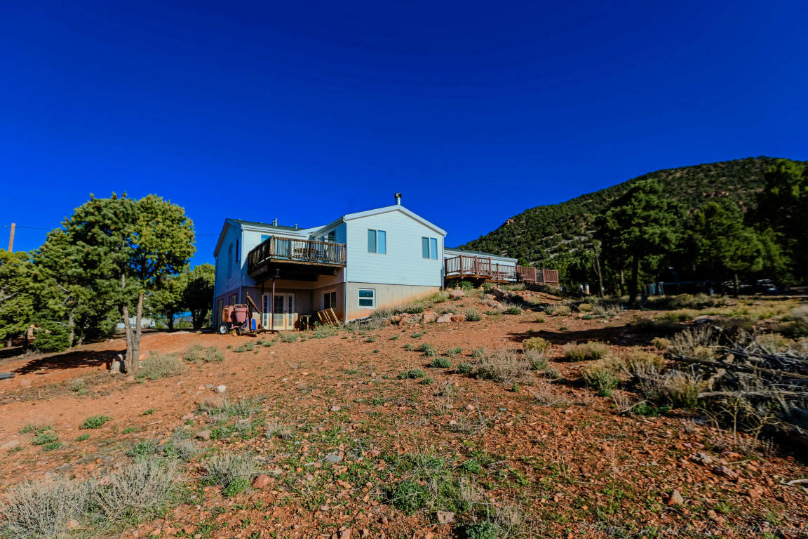 Property Photo:  736 E Mule Deer Rd  UT 84722 