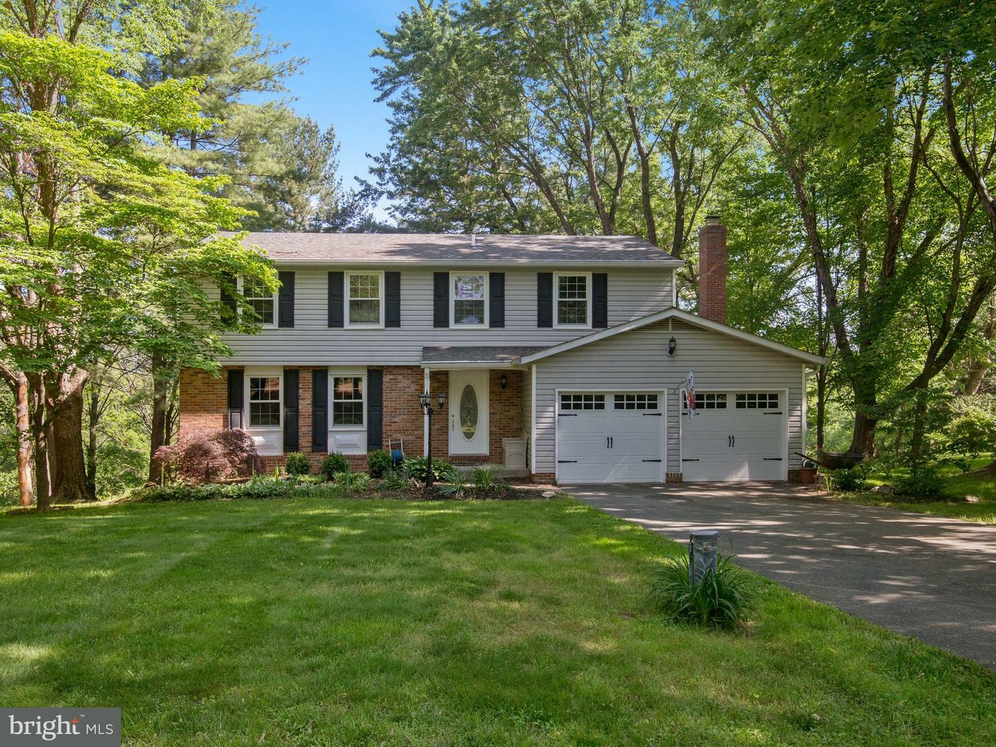 Property Photo:  13 Bell Bluff Court  MD 20879 