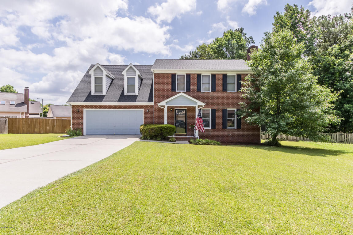 Property Photo:  121 Archdale Drive  NC 28546 