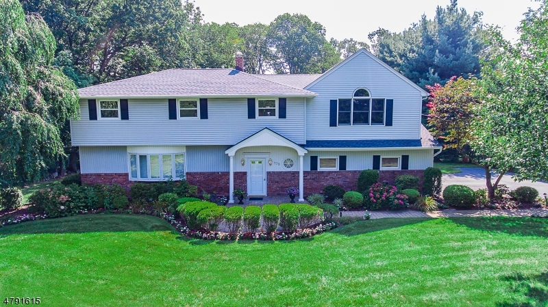 Property Photo: 778 Albemarle St NJ 07481