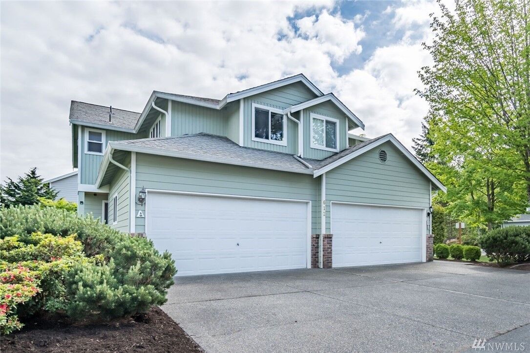 Property Photo: 612 101st Place SE A WA 98208