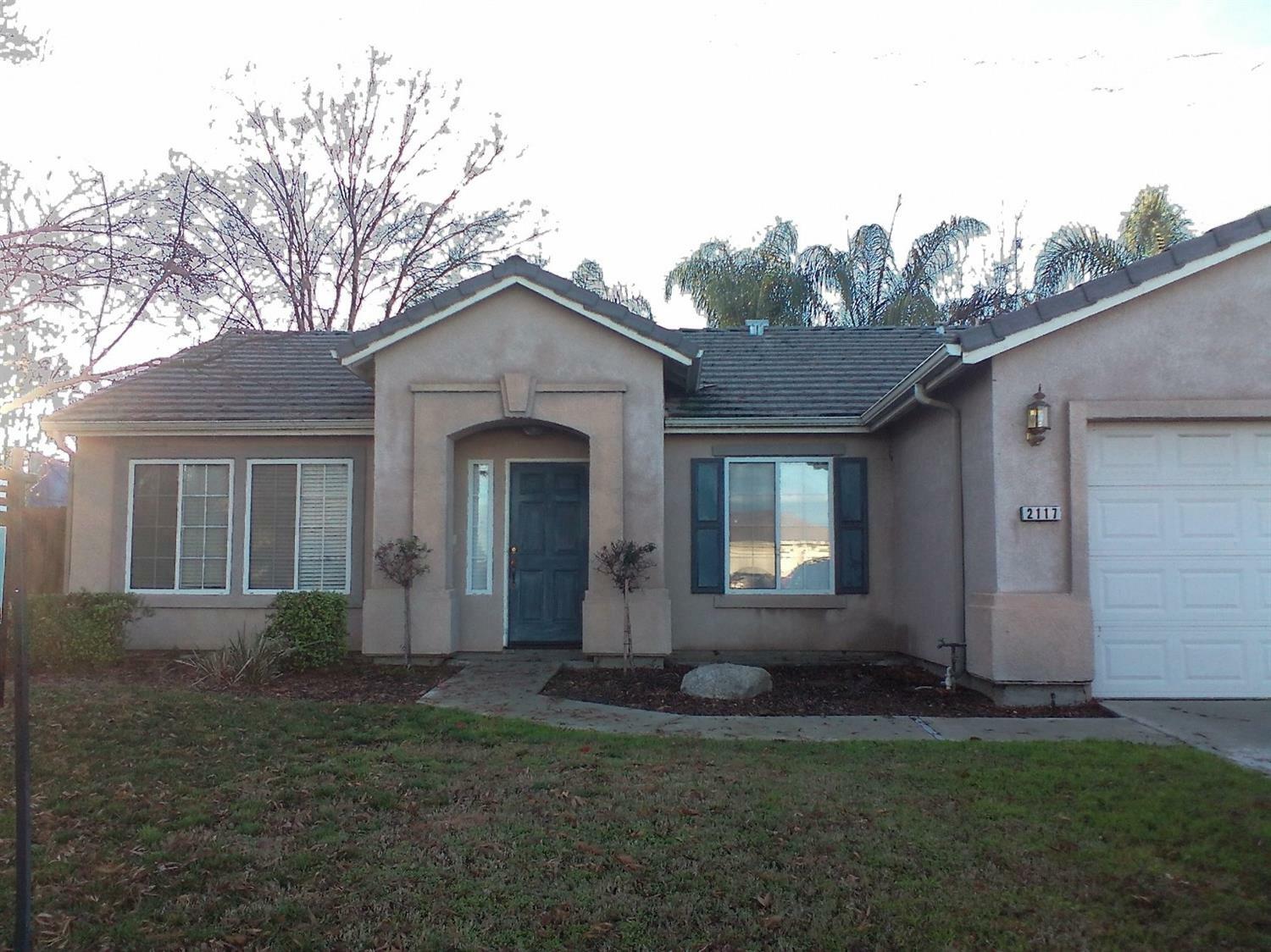 Property Photo:  2117 S Crenshaw Court  CA 93277 