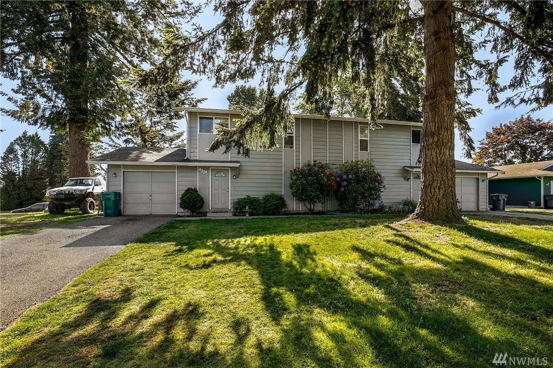 Property Photo:  417 97th Dr NE  WA 98258 