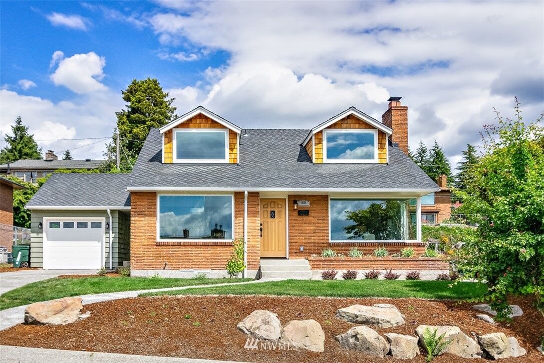 Property Photo: 9024 40th Avenue SW WA 98136