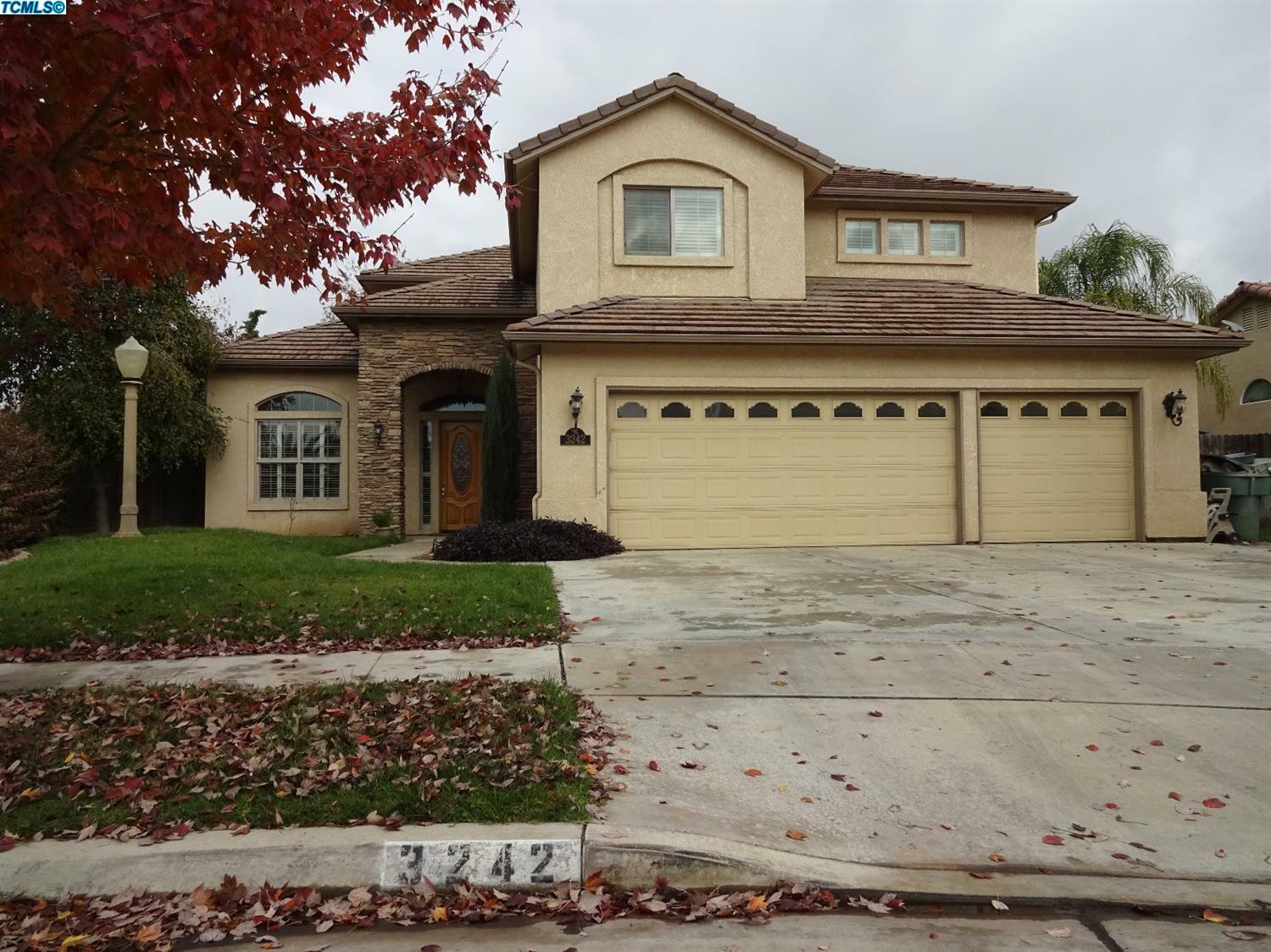 3242 W Oakridge Avenue  Visalia CA 93291 photo