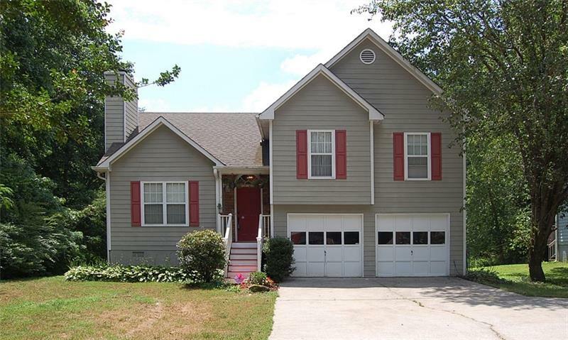 Property Photo: 4813 Clove Drive SW 30126
