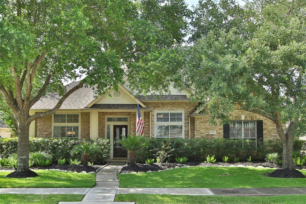 Property Photo: 1507 Timber Creek Drive TX 77459