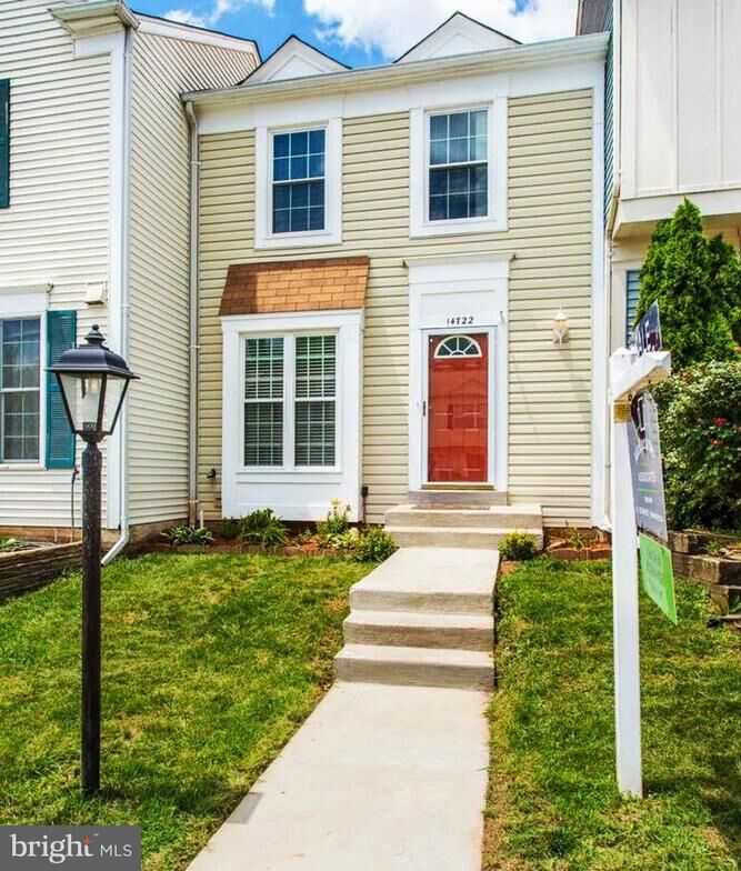 Property Photo: 14722 Basingstoke Loop VA 20120